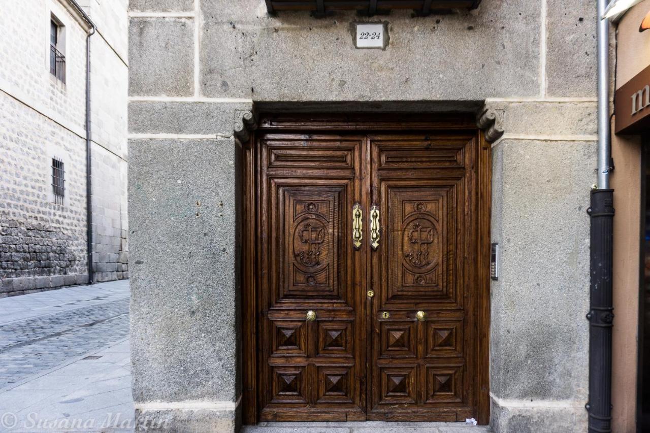 La Casa De La Luna Ávila Luaran gambar