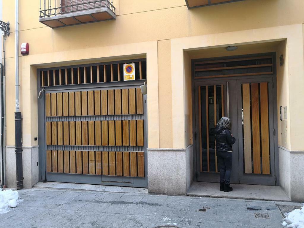 La Casa De La Luna Ávila Luaran gambar